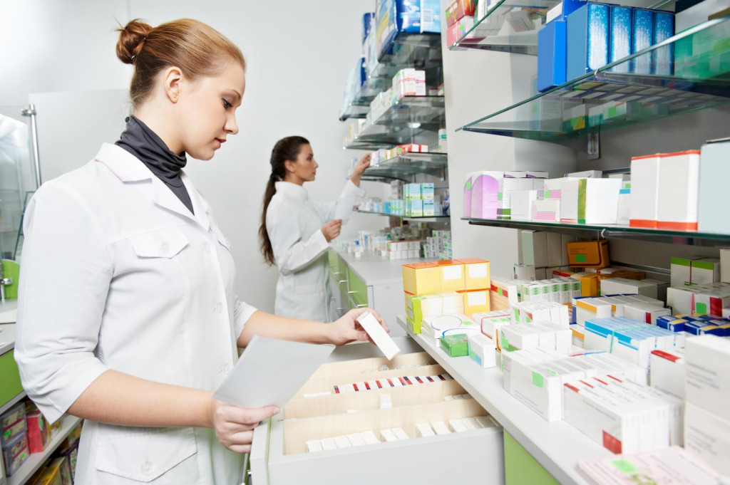 Farmaceuti bud&uacute; ocenen&iacute; v dvoch kateg&oacute;ri&aacute;ch: Lek&aacute;rnick&aacute; osobnosť &ndash; Cena odbornej poroty a Lek&aacute;rnick&aacute; osobnosť &ndash; Cena verejnosti.