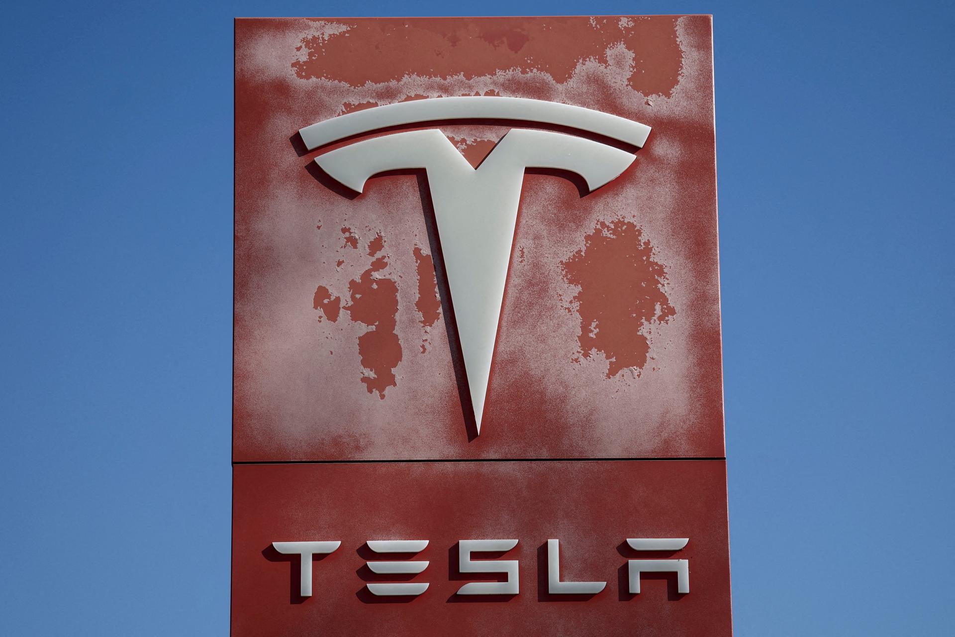Tesla pl&aacute;nuje v Gr&uuml;nheide pri Berl&iacute;ne zamestnať ďal&scaron;&iacute;ch tis&iacute;c ľud&iacute;