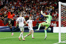 Belgičan Romelu Lukaku strelil g&oacute;l. FOTO: Reuters