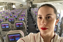 Marika Miku&scaron;ov&aacute;, b&yacute;val&aacute; letu&scaron;ka prest&iacute;žnych aerol&iacute;ni&iacute; Emirates, autorka &uacute;spe&scaron;nej knižnej tril&oacute;gie Denn&iacute;k letu&scaron;ky a zakladateľka projektu Den&iacute;k letu&scaron;ky. FOTO: arch&iacute;v M. Miku&scaron;ovej