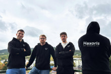 T&iacute;m etick&yacute;ch hackerov spoločnosti Haxoris pom&aacute;ha firm&aacute;m odhaľovať slabiny v kyberbezpečnosti sk&ocirc;r, než ich zneužij&uacute; skutočn&iacute; &uacute;točn&iacute;ci.

