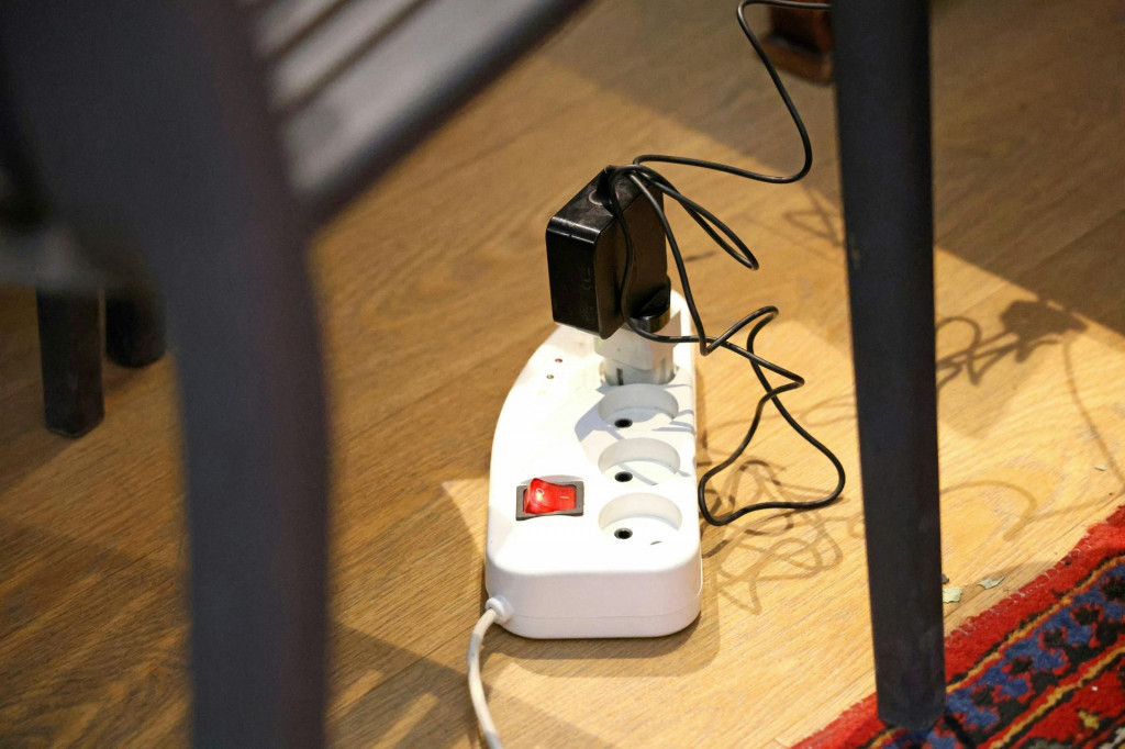 Spotreb&uacute;va nab&iacute;jačka elektrinu aj bez mobilu?