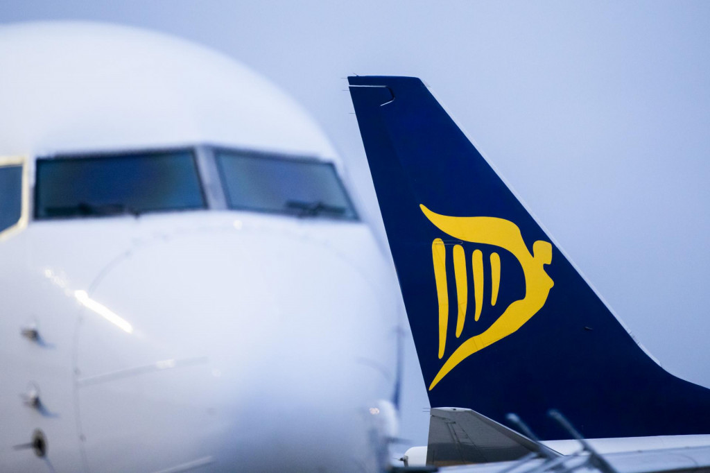 Na arch&iacute;vnej sn&iacute;mke lietadlo n&iacute;zkon&aacute;kladovej leteckej spoločnosti Ryanair.  FOTO: TASR/AP
