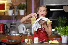 Moja mama var&iacute; lep&scaron;ie ako tvoja sa vracia na obrazovky.