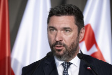 Minister p&ocirc;dohospod&aacute;rstva a rozvoja vidieka Richard Tak&aacute;č. FOTO: TASR/DUNA/MTI/Zsolt Szigetvary