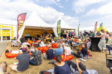 BILLA sa vracia na Pohodu. Festivalov&aacute; predajňa prinesie r&yacute;chlej&scaron;&iacute; n&aacute;kup aj v&auml;č&scaron;&iacute; chill.
