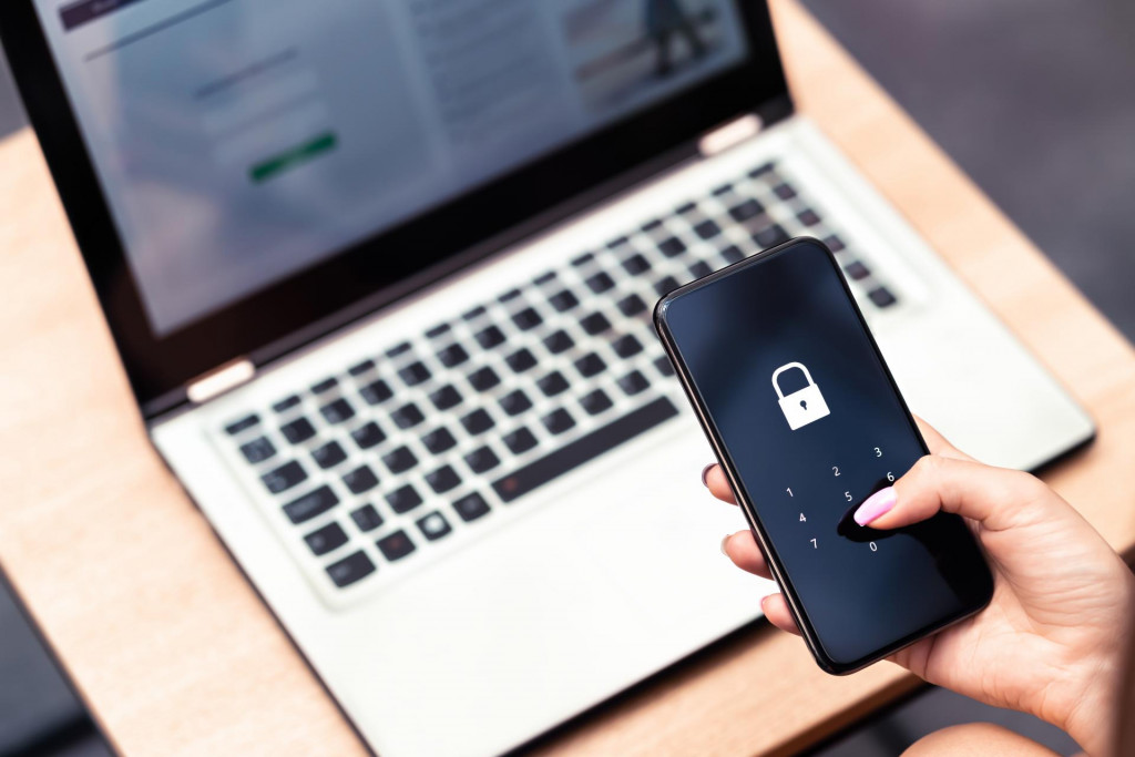 Agent&uacute;ra z&aacute;roveň odpor&uacute;ča občanom d&ocirc;sledne si kontrolovať adresu nav&scaron;t&iacute;venej webovej str&aacute;nky. FOTO: Dreamstime