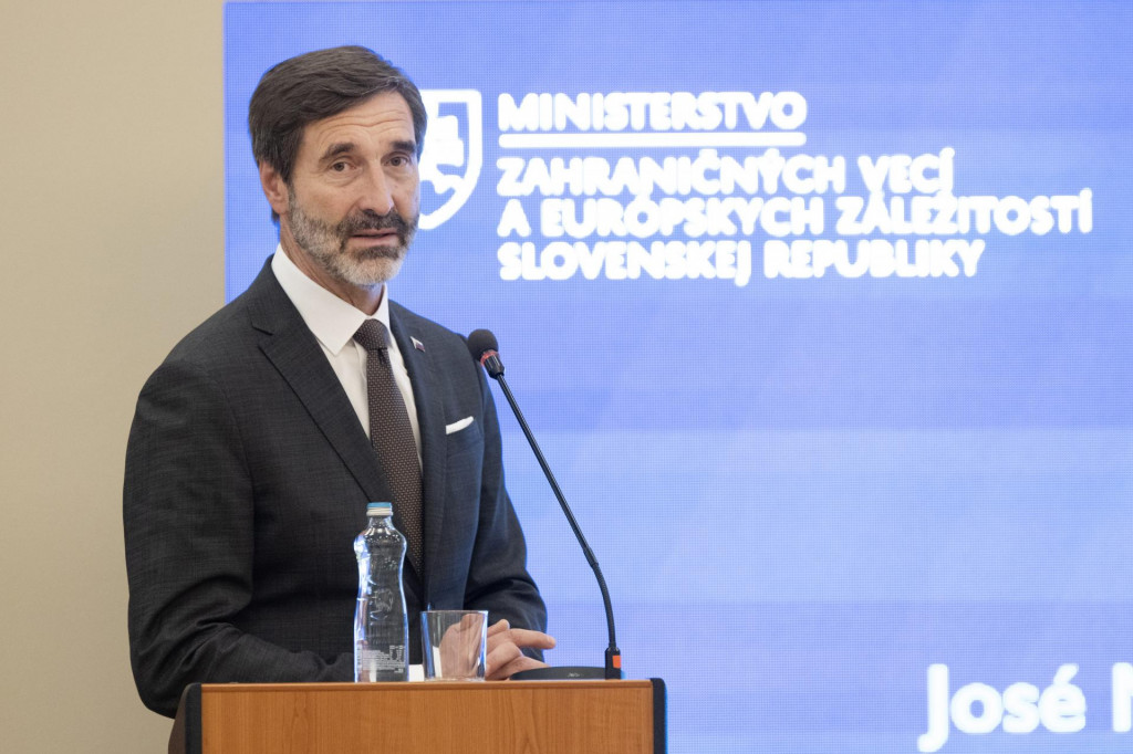 Na sn&iacute;mke minister zahraničn&yacute;ch vec&iacute; Juraj Blan&aacute;r. FOTO: TASR/Pavel Neubauer