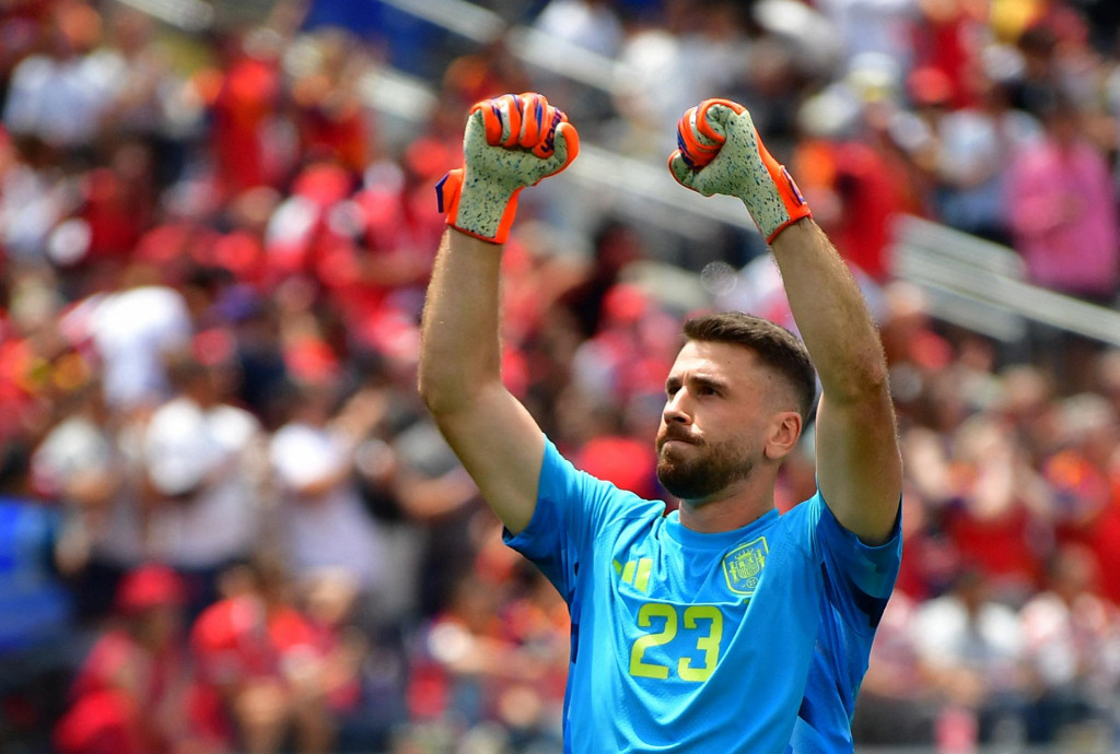 &Scaron;panielsky brank&aacute;r Unai Simon. FOTO: Reuters