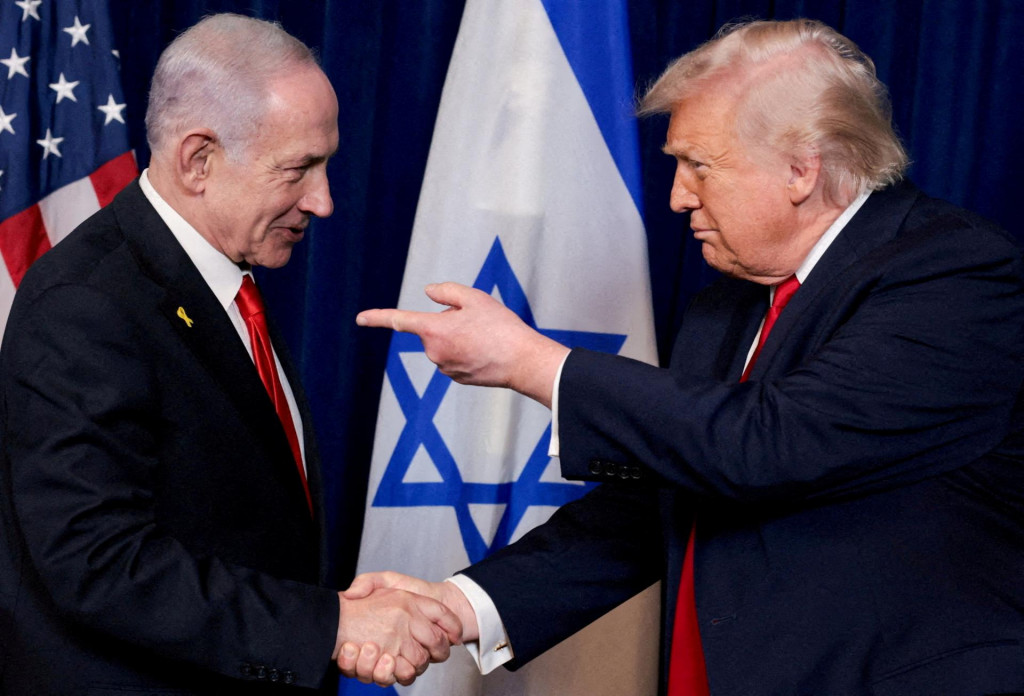 Americk&yacute; prezident Donald Trump a izraelsk&yacute; premi&eacute;r Benjamin Netanjahu. FOTO: Reuters