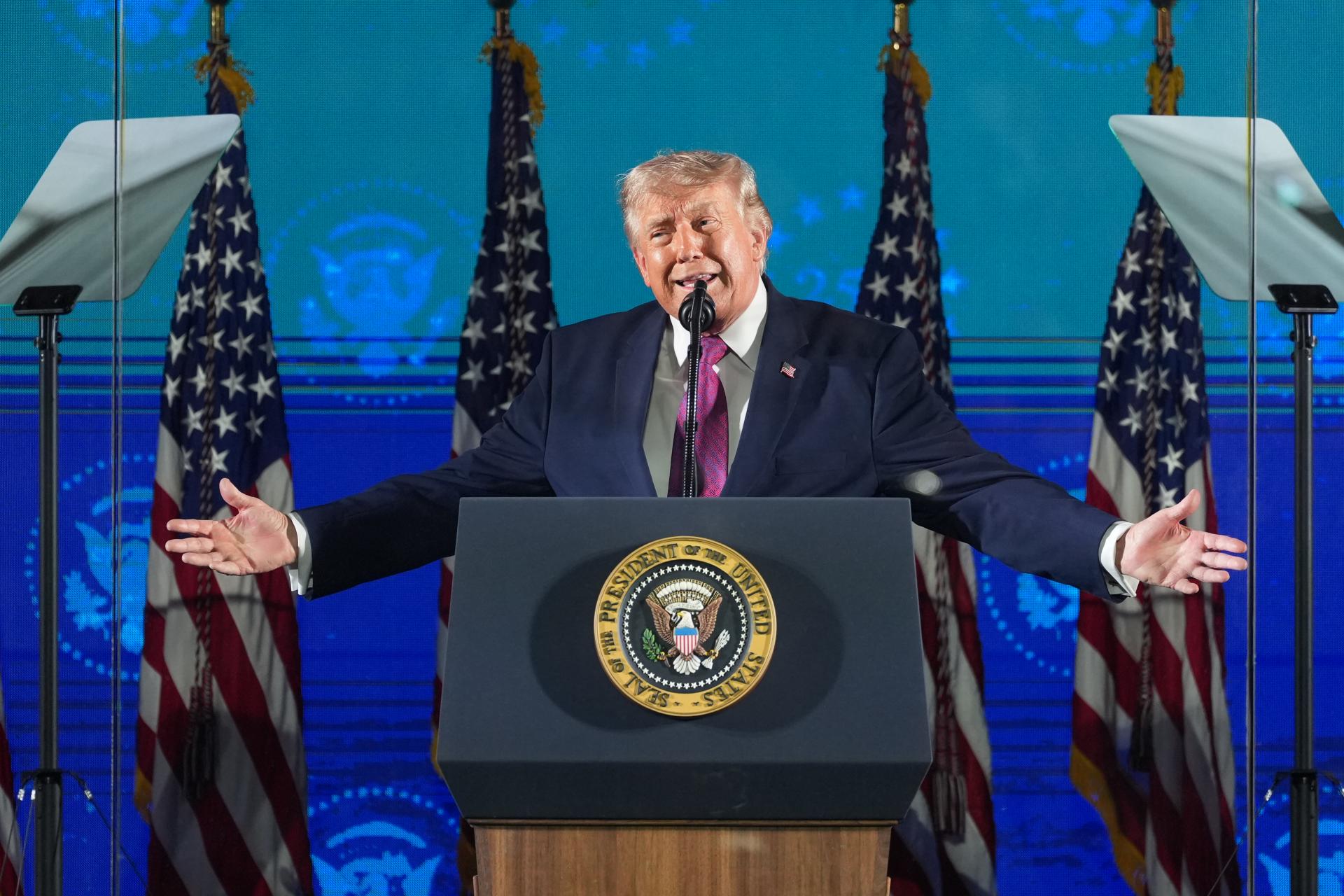 Trump otvoril oslavy v&yacute;ročia nez&aacute;vislosti USA prejavom o hrozbe komunizmu