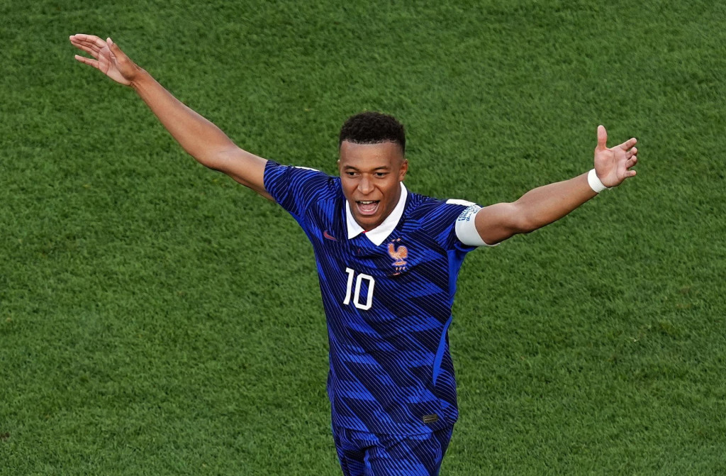 Kylian Mbappe, strelec v&iacute;ťazn&oacute;ho g&oacute;lu Franc&uacute;zska. FOTO: REUTERS
