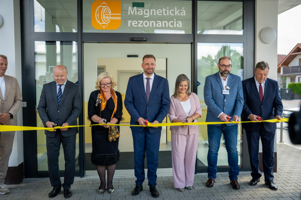 Nov&aacute; magnetick&aacute; rezonancia v Liptovskom Mikul&aacute;&scaron;i