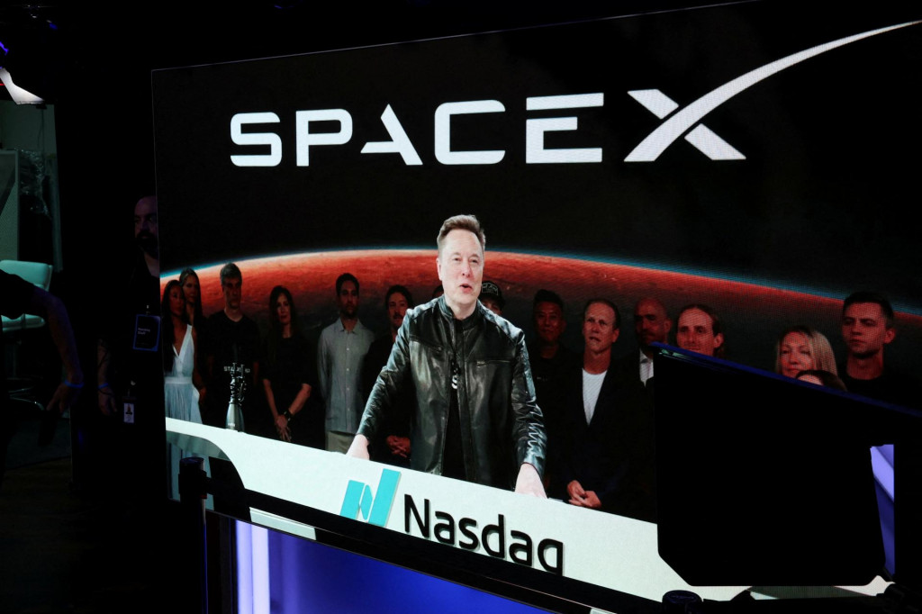 Akcie SpaceX klesli o 6,83 percenta na 149,47 dol&aacute;ra za kus. FOTO: REUTERS