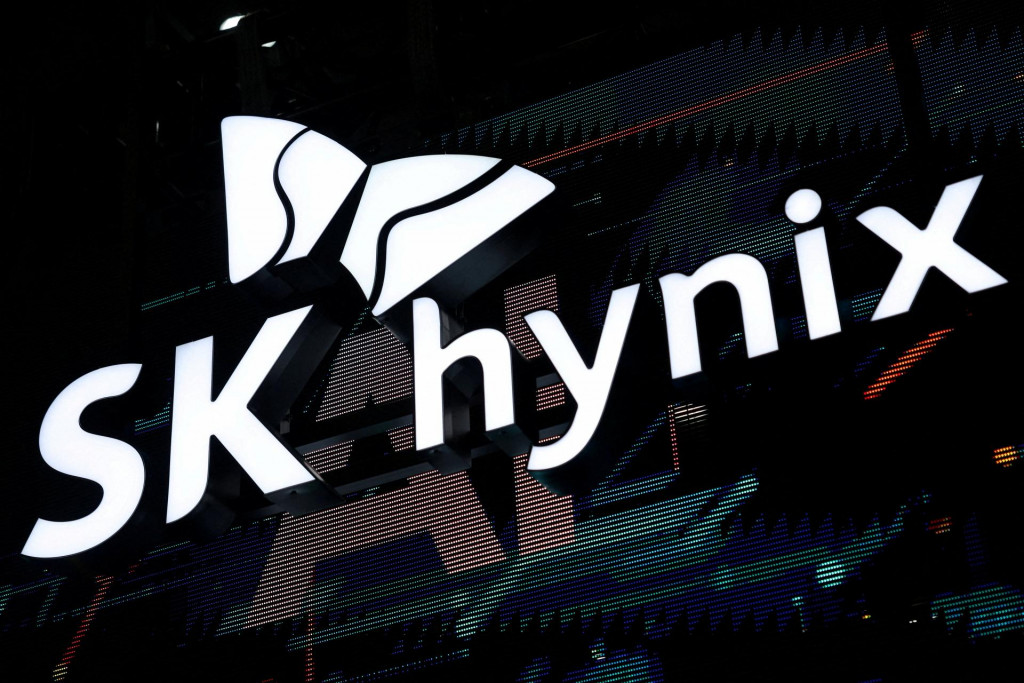 Logo of SK Hynix at a SK Hynix FOTO: REUTERS