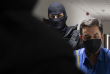 Na &Scaron;pecializovanom trestnom s&uacute;de v Pezinku pokračovalo hlavn&eacute; pojedn&aacute;vanie v kauze objedn&aacute;vky vraždy novin&aacute;ra J&aacute;na Kuciaka a v pr&iacute;pade pr&iacute;pravy vr&aacute;žd prokur&aacute;torov. Na sn&iacute;mke je Marian Kočner

FOTO: TASR/Martin Baumann