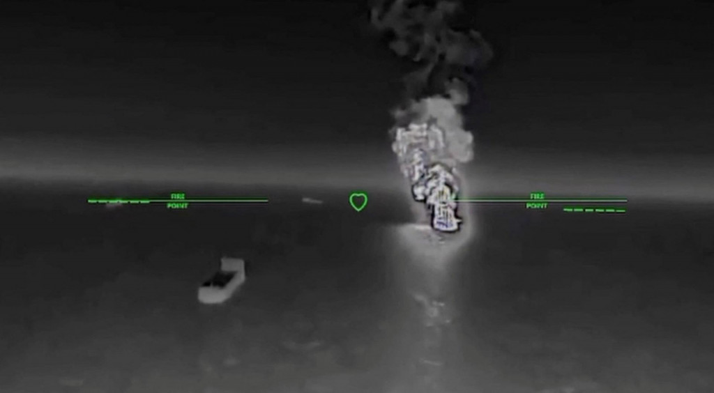 Rozhodnutie nasledovalo po dne&scaron;n&yacute;ch &uacute;tokoch ukrajinsk&yacute;ch dronov na 13 rusk&yacute;ch lod&iacute; v Azovskom mori, vr&aacute;tane desiatich tankerov. FOTO: REUTERS