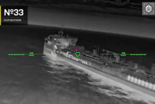 Podľa ukrajinskej arm&aacute;dy ukrajinsk&eacute; bezpilotn&eacute; lietadil&aacute; zasiahli rusk&yacute; tanker v Azovskom mori. FOTO: Reuters