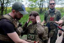 Rusko jej vzalo rodinu. Teraz tvrd&iacute;, že ju &bdquo;zachr&aacute;nilo&ldquo;. FOTO: nez&aacute;visl&yacute; port&aacute;l Agentstvo
