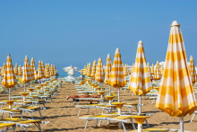 Pl&aacute;ž v Taliansku. FOTO: Shutterstock