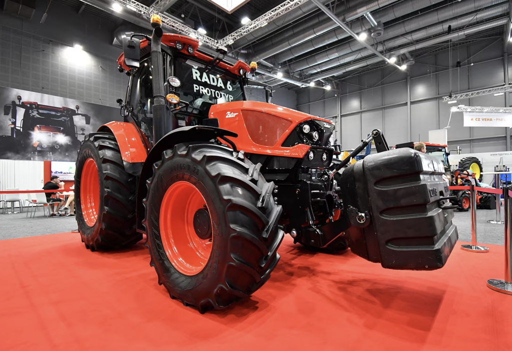 Zetor v Brne od roku 2024 traktory montuje zo skladov&yacute;ch dielov, v&yacute;robu prevodoviek a motorov ukončil už sk&ocirc;r. FOTO: Zetor