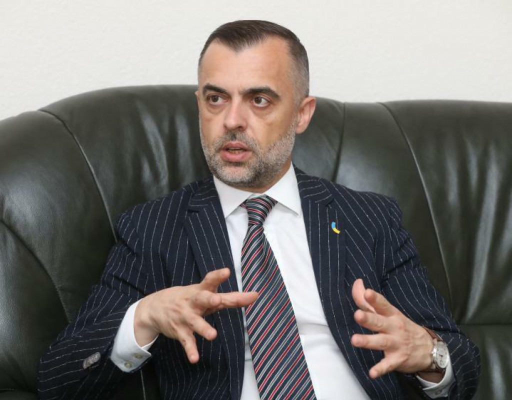 Myroslav Kastran je veľvyslancom Ukrajiny na Slovensku od febru&aacute;ra 2023. FOTO: HN/Peter Mayer