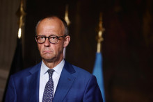 Obchodn&iacute;ci vyzvali vl&aacute;du, aby ur&yacute;chlene prijala opatrenia, ktor&eacute; by situ&aacute;ciu rie&scaron;ili. FOTO: Reuters