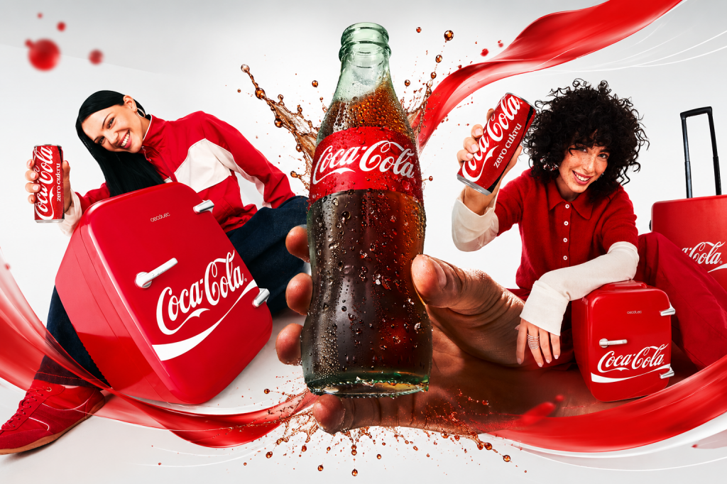 Coca-Cola predstavuje nov&yacute; vizu&aacute;lny &scaron;t&yacute;l, ktor&yacute; je živ&scaron;&iacute;, dynamickej&scaron;&iacute; a odkazuje na bohat&uacute; hist&oacute;riu značky.