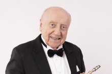 Saxofonista Felix Slov&aacute;ček