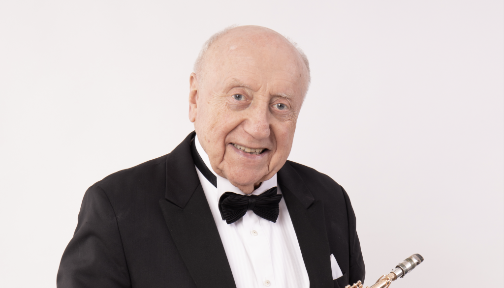Saxofonista Felix Slov&aacute;ček