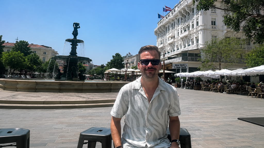 Spev&aacute;k Martin Chod&uacute;r si už&iacute;va dovolenku s rodinou na juhu Franc&uacute;zska.