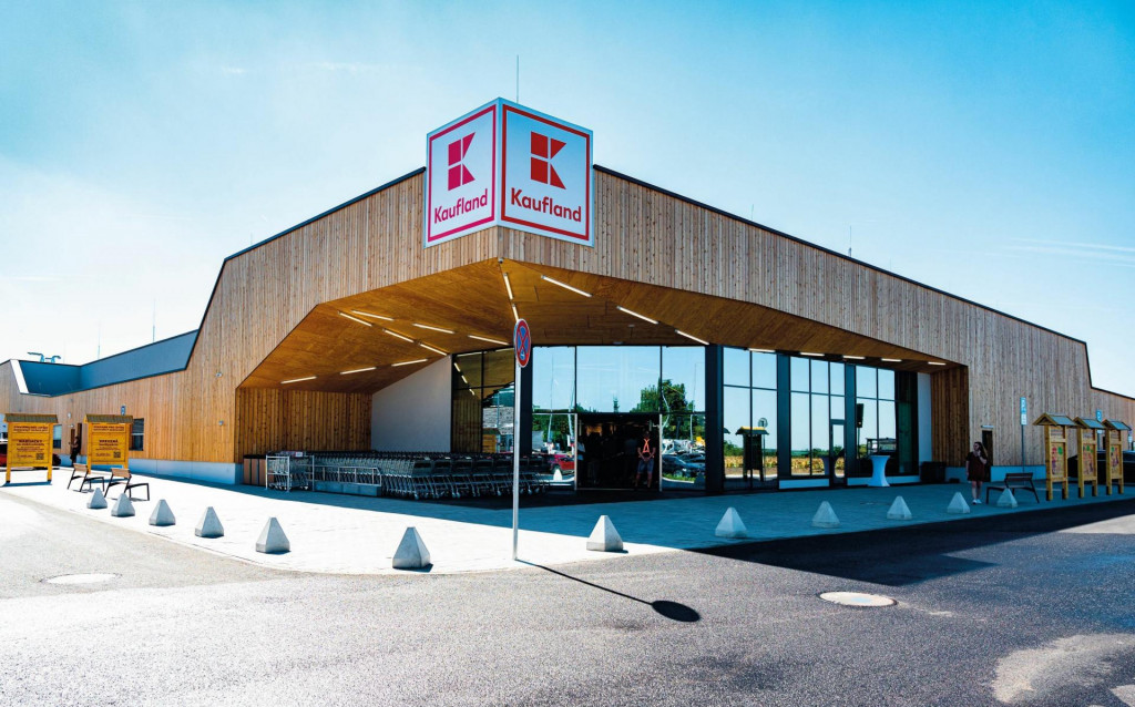 Najv&auml;č&scaron;&iacute; rozpor medzi predstavami oboch str&aacute;n vznikol pri ot&aacute;zke letn&eacute;ho a zimn&eacute;ho bonusu za dosahovanie ekonomick&yacute;ch v&yacute;sledkov. FOTO: Kaufland