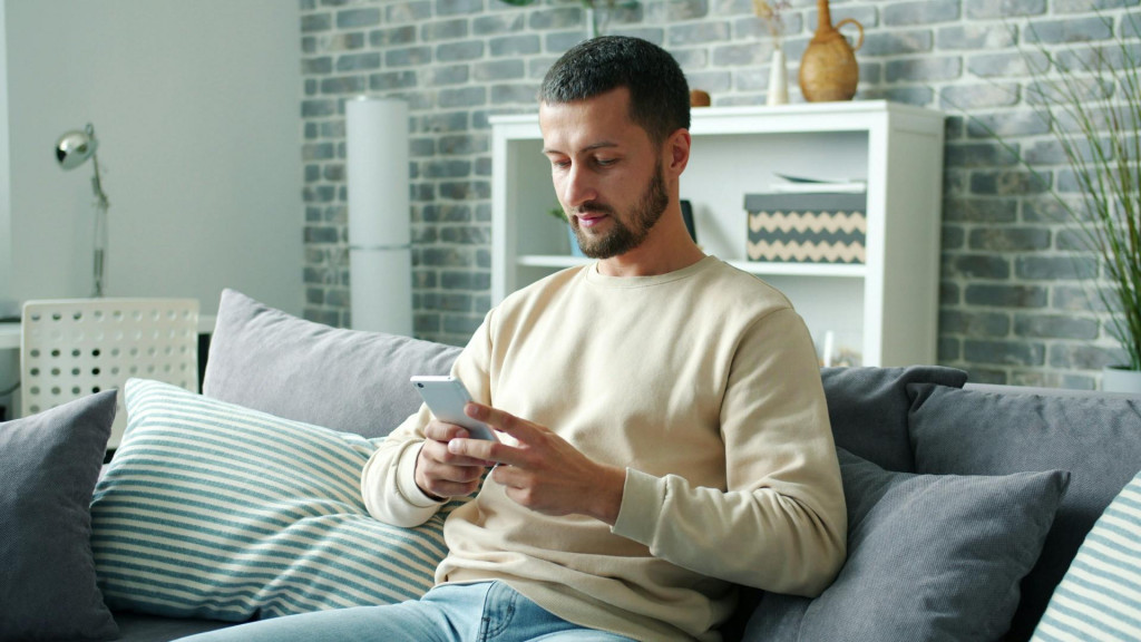 Dopam&iacute;nov&eacute; aplik&aacute;cie menia internet