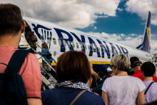 Lietadlo spoločnosti Ryanair. FOTO: Unsplash/Portuguese Gravity