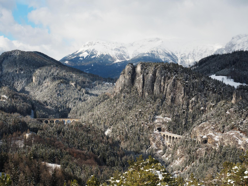 Rsk&uacute;skym Semmeringom otriaslo zemestrasenie. FOTO: Dreamstime