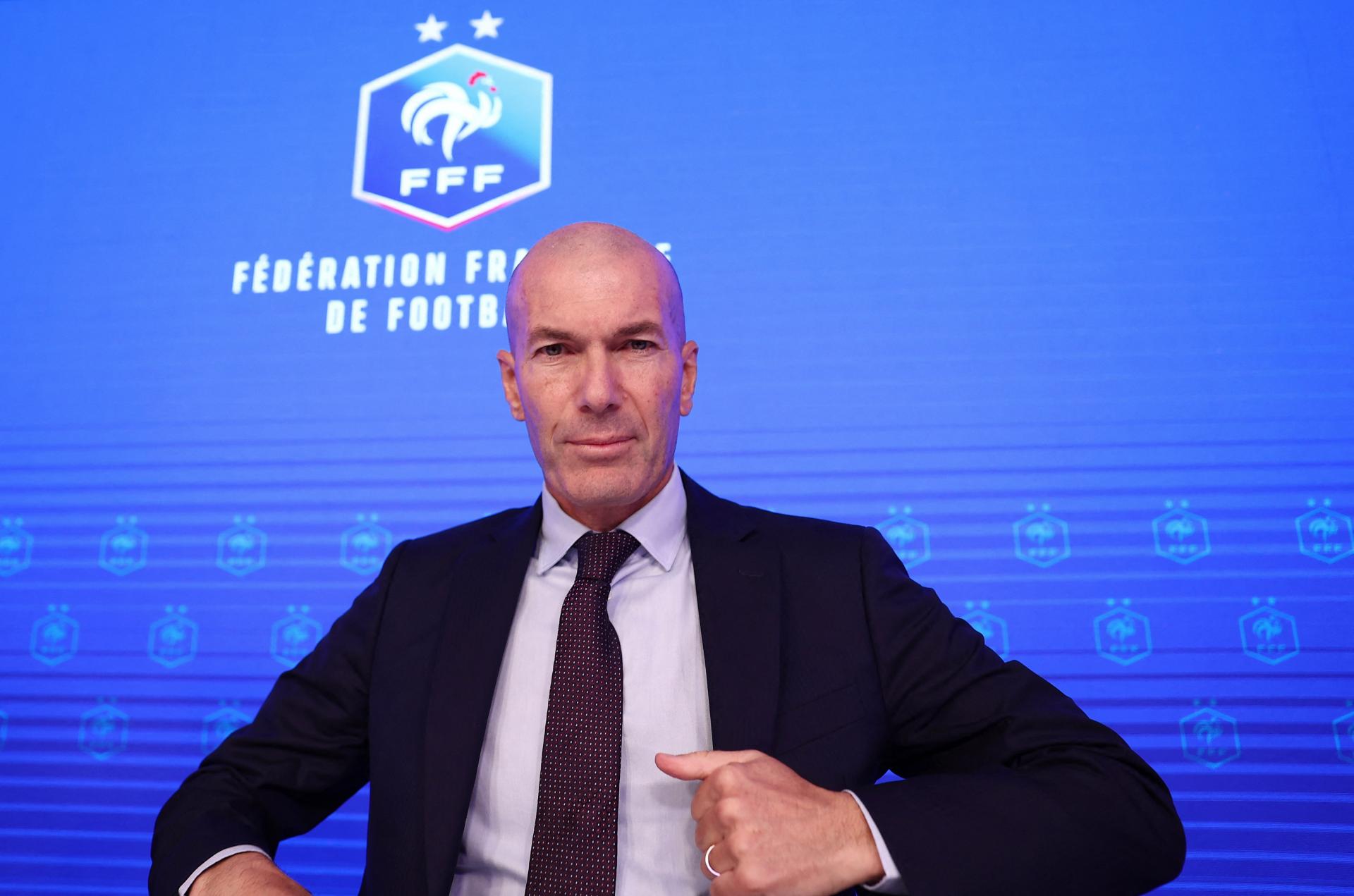Zidane povedie reprezentáciu Francúzska, nahradil Deschampsa