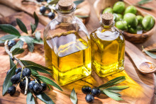Olivov&yacute; olej. FOTO: dreamstime