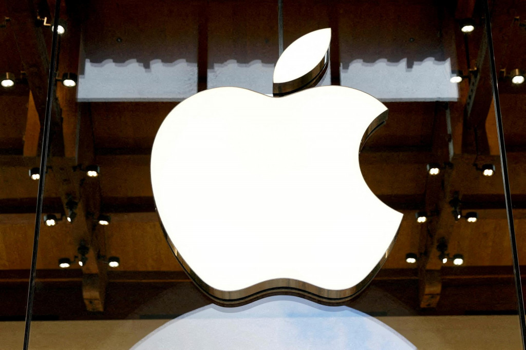 Apple sa stal najhodnotnej&scaron;ou verejne obchodovanou spoločnosťou na svete 17. j&uacute;la. FOTO: REUTERS