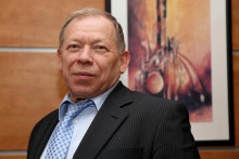 Peter L&iacute;&scaron;ka sa pohybuje sa v energetike od 70. rokov. Teraz je splnomocnencom vl&aacute;dy pre rozvoj jadrovej energetiky.

FOTO: ARCH&Iacute;V P. L&iacute;&scaron;ku