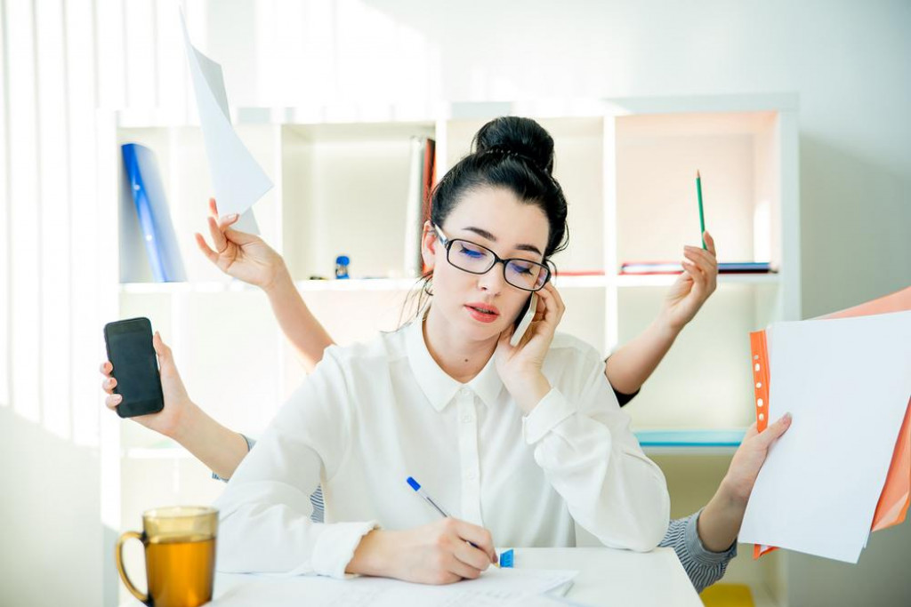 Vedci uk&aacute;zali, že skutočn&yacute; multitasking nemus&iacute; byť m&yacute;tus