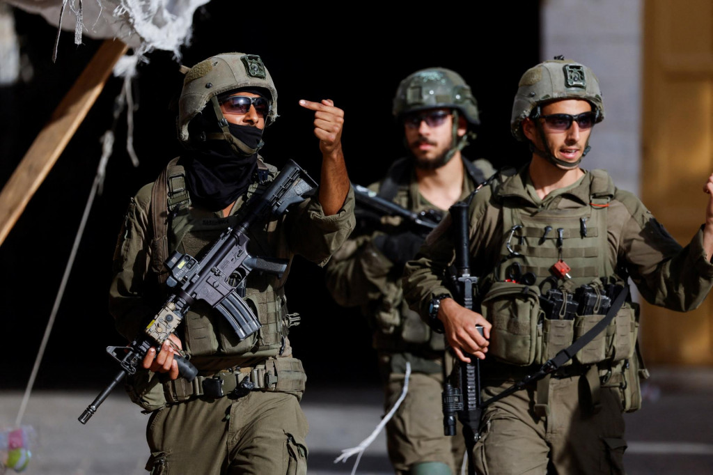 Izraelsk&iacute; vojaci. FOTO: Reuters