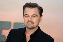 Leonardo DiCaprio m&aacute; jedn&eacute;ho Oscara za hlavn&uacute; &uacute;lohu vo filme The Revenant a 3 Zlat&eacute; gl&oacute;busy.