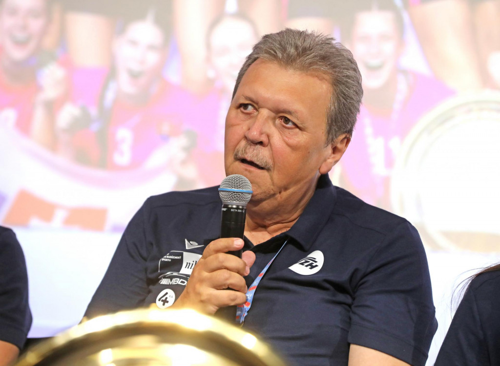 Tr&eacute;ner slovensk&yacute;ch h&aacute;dzan&aacute;rok do 18 rokov Pavol Streicher. FOTO: HN/Peter Mayer