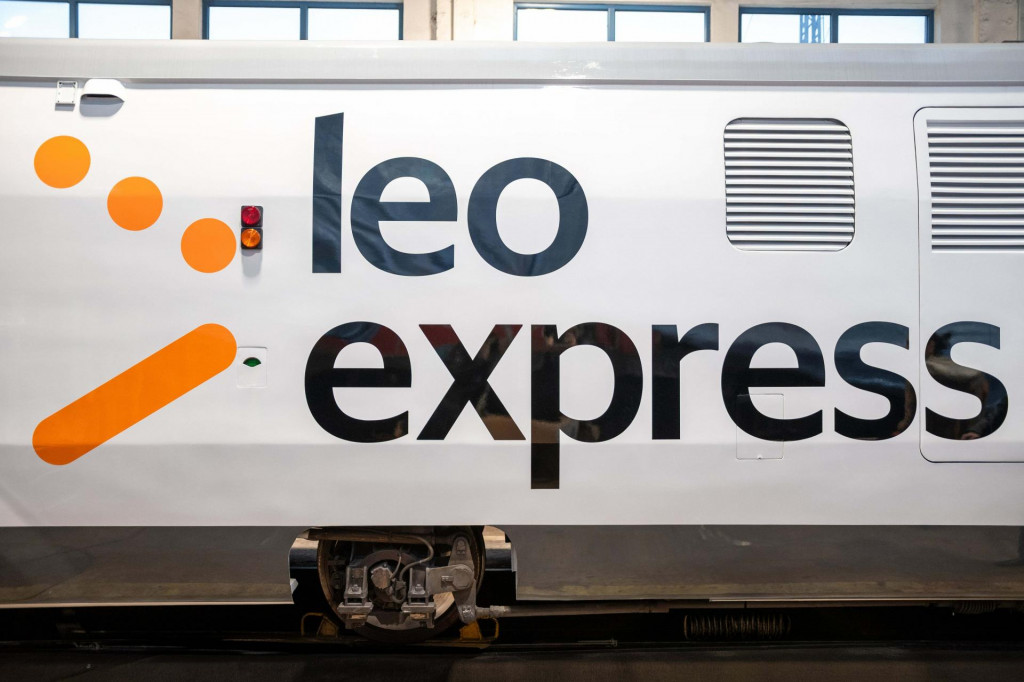 Na trati medzi Bratislavou a Dunajskou Stredou teraz jazd&iacute; dopravca Leo Express.

FOTO: Leo Express