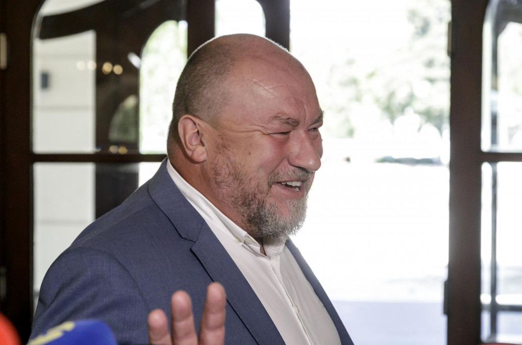 Minister cestovn&eacute;ho ruchu a &scaron;portu Rudolf Huliak. FOTO: TASR/Dano Veselsk&yacute;