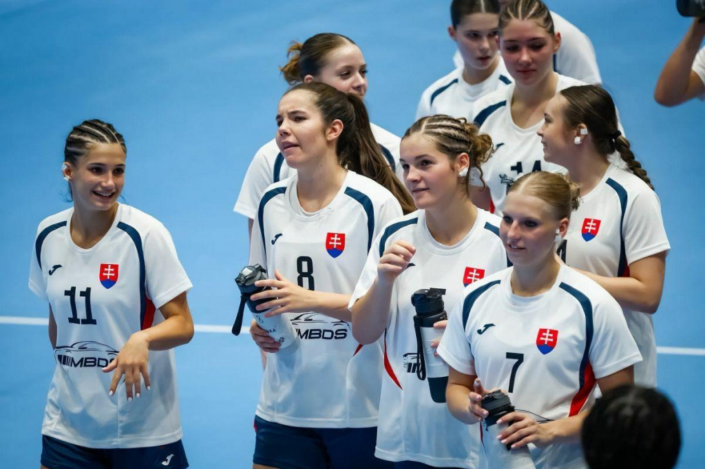 Slovensk&eacute; kadetky na MS v h&aacute;dzanej. FOTO: IHF
