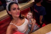 Hilaria Baldwin priznala z&aacute;vislosť, ktor&aacute; ju sprev&aacute;dzala od &uacute;tleho detstva.