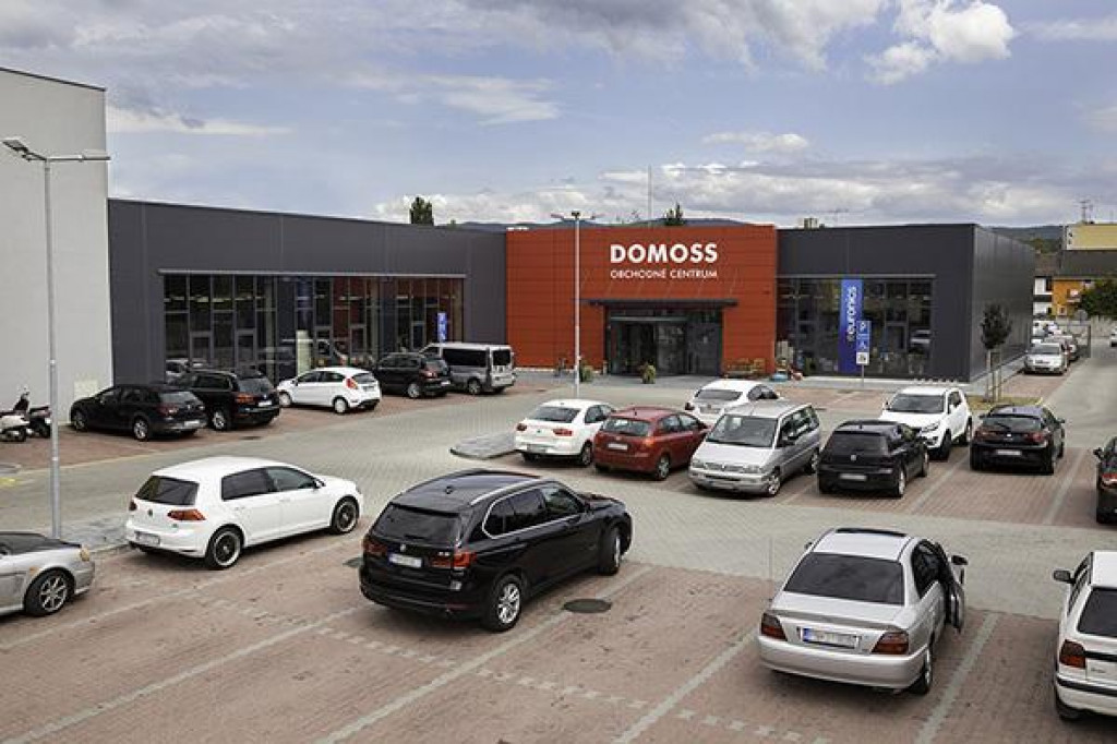 DOMOSS - EURONICS Pie&scaron;ťany. FOTO: DOMOSS