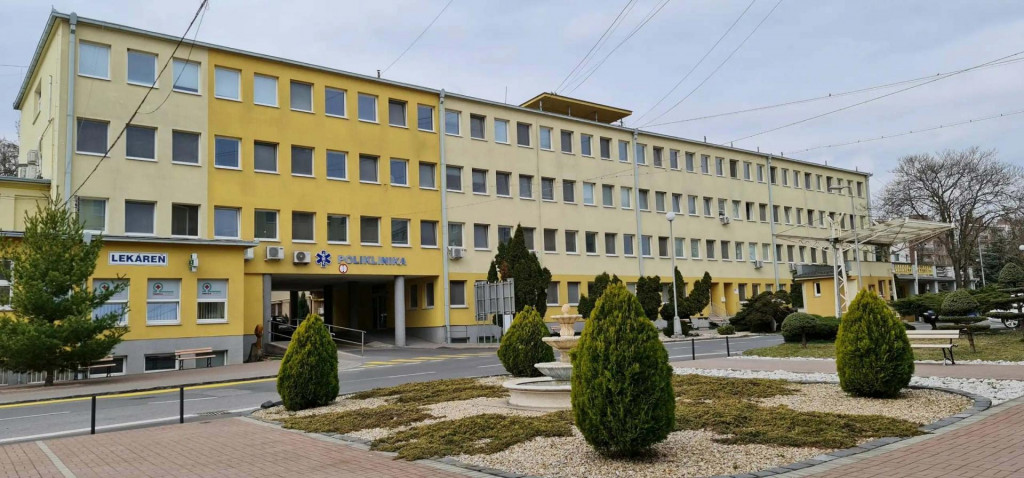 Nemocnica v Lučenci. FOTO: FB/V&scaron;eobecn&aacute; nemocnica s poliklinikou Lučenec n.o.