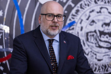 Na sn&iacute;mke &scaron;t&aacute;tny tajomn&iacute;k ministerstva vn&uacute;tra Michal Kaliň&aacute;k. FOTO: TASR/Daniel Stehl&iacute;k
